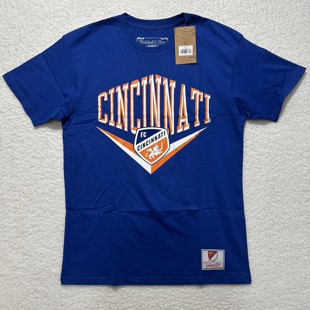 Mitchell and‎ Ness MLS Cincinnati FC T-Shirt Size Medium NWT